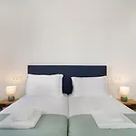 Daz House By Get Your 게스트하우스 파로
