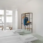 Daz House By Get Your 3* 파로